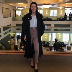 Meet your Posher, Emilie